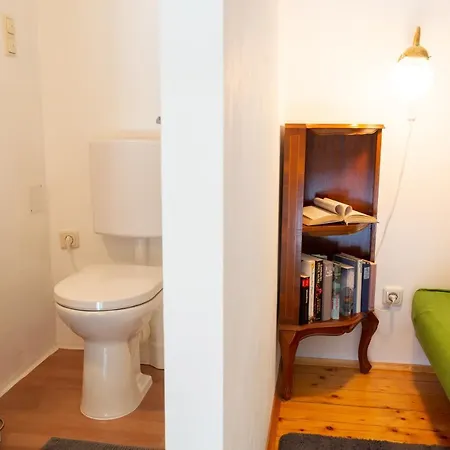 Panorama Apartment *